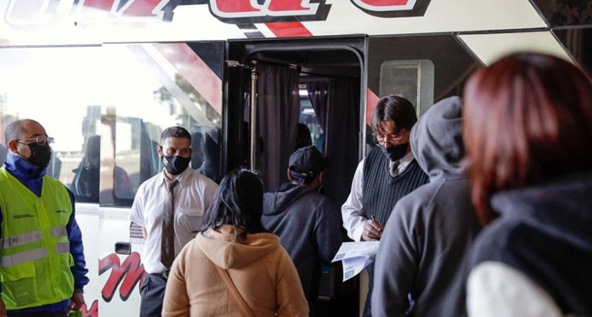 Vuelve el transporte terrestre de pasajeros entre Argentina y Paraguay