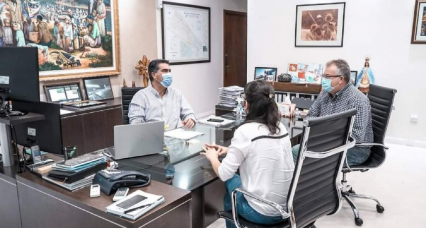 El intendente de Castelli Pio Sander se reunió con Capitanich y Rach Quiroga tras las elecciones