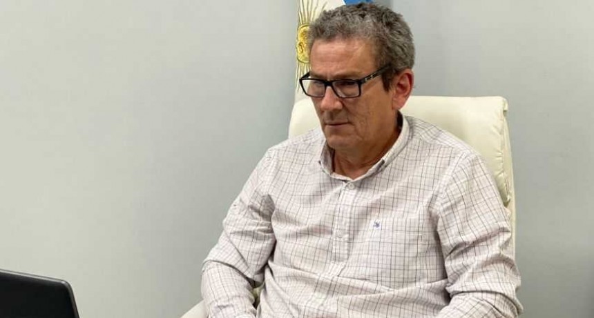 El ministro de Educación aseguró que se cuenta con un proyecto para evitar la movilidad de docentes