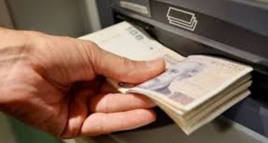 Esta semana comienza el pago de haberes para empleados públicos