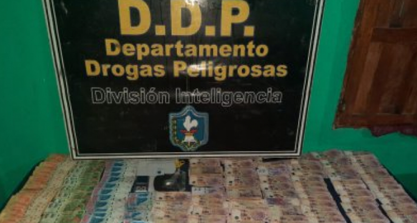 Fue detendio tras allanar su casa y secuestrar cocaína y más de 100 mil pesos