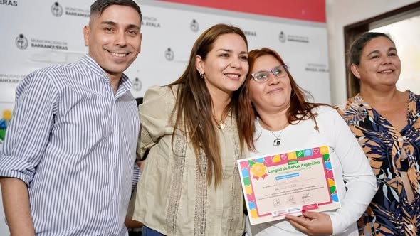 Entrega de Certificados de Capacitación en Lenguaje de Señas