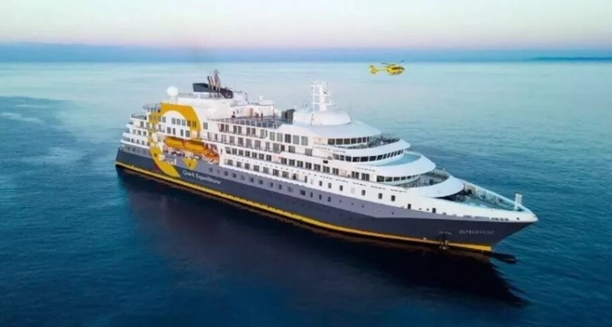 Otro crucero está aislado por 9 casos de Covid-19