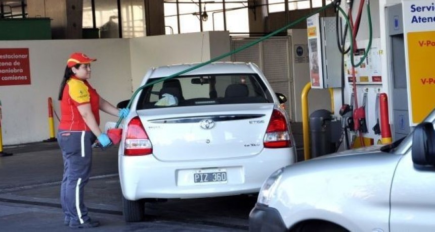 Gobierno postergó la actualización del Impuesto a los Combustibles Líquidos