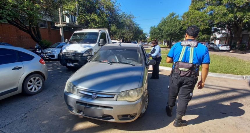 Intensificaron los controles vehiculares en Resistencia y removieron autos por falta de papeles