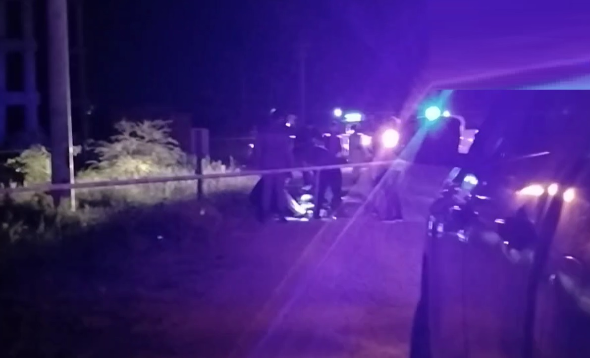 Murió un hombre de 40 años tras chocar contra un poste en la intersección de Av. Urquiza y Soberanía