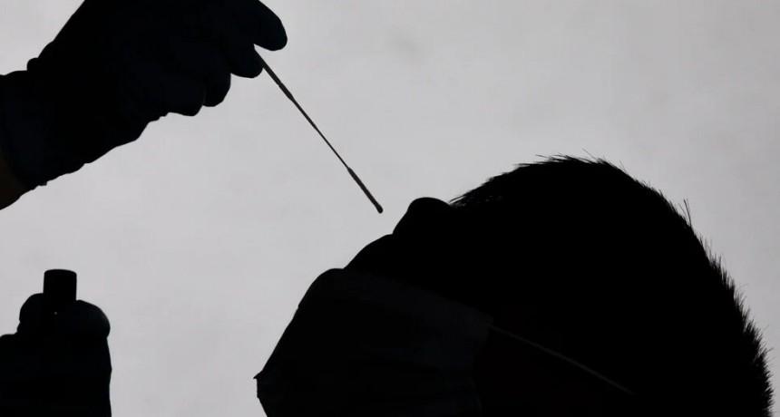 La OMS advirtió que el mundo enfrenta “un tsunami de infecciones”