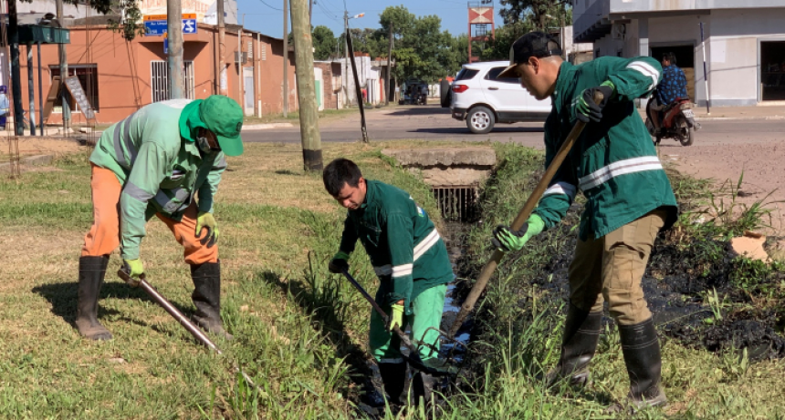 El Municipio de Resistencia realizó saneamiento de desagües en el Villa Luzuriaga