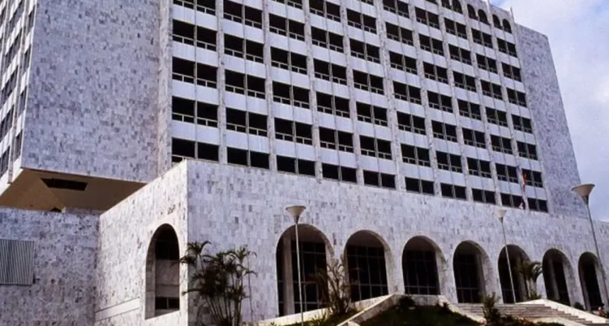 Paraguay: Amenaza de bomba en el juzgado que investiga a Edgardo Kueider